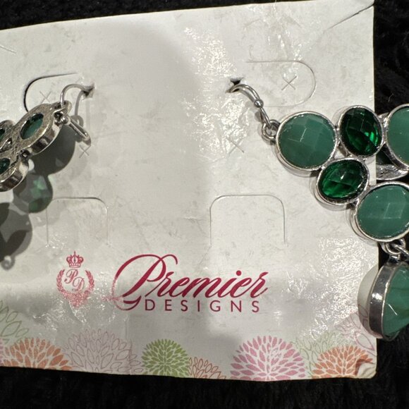 Premier Designs Nordstrom Statement Earrings Green Silvertone Beaded Drop NEW - Picture 9 of 10